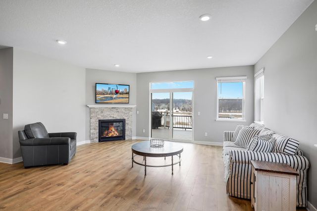 6550 Janero Bay, Cottage Grove, MN 55016