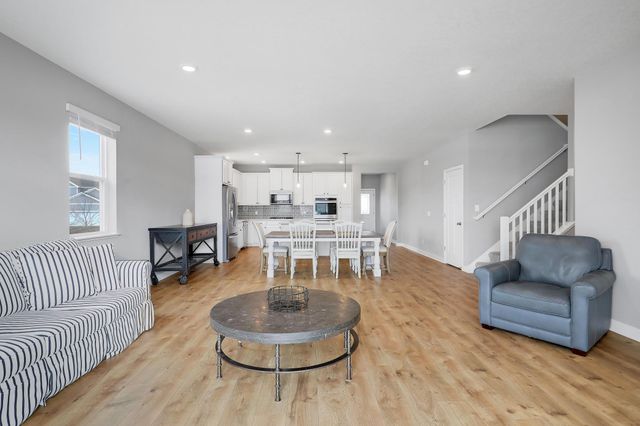 6550 Janero Bay, Cottage Grove, MN 55016