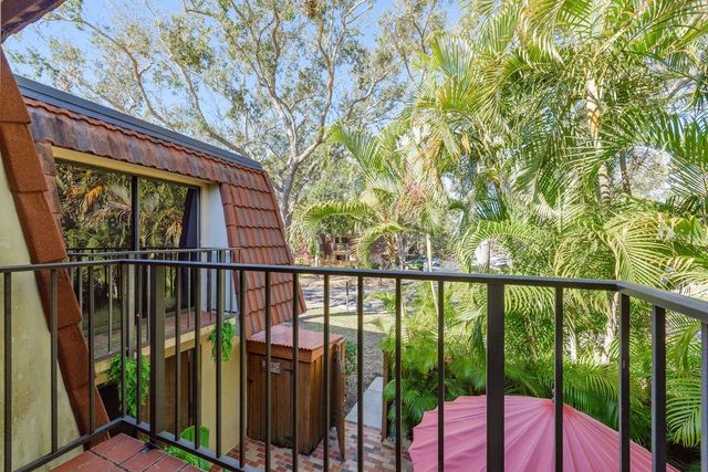 2702 14TH COURT, Palm Harbor, FL 34684