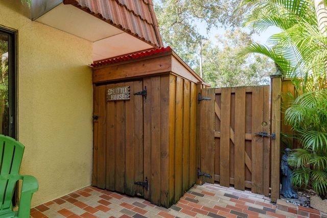 2702 14TH COURT, Palm Harbor, FL 34684