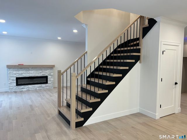 39 lafayette Road, Marlborough, CT 06447