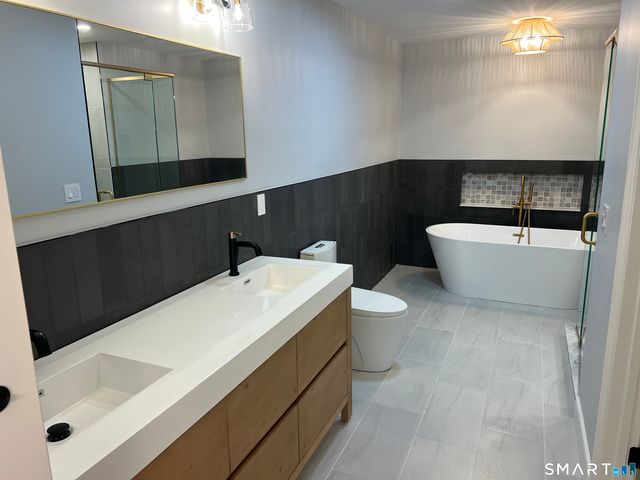 39 lafayette Road, Marlborough, CT 06447