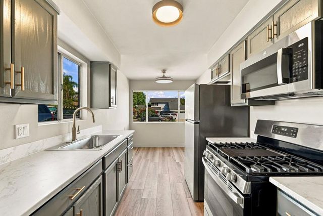 841 Arcadia Avenue, Vista, CA 92084