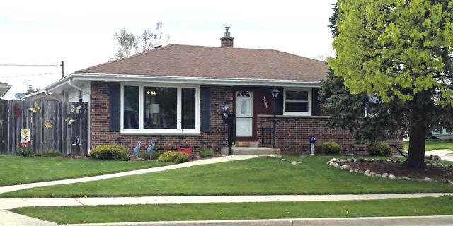 2834 Eaton LANE, Cudahy, WI 53110