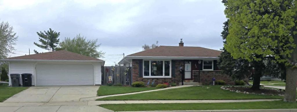 2834 Eaton LANE, Cudahy, WI 53110