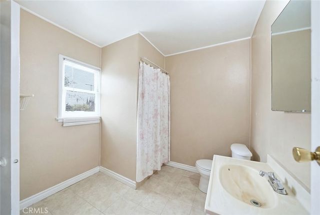 6559 Darwell Ave, Bell Gardens, CA 90201