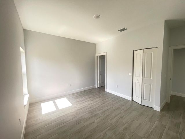 2465 87th Avenue, Vero Beach, FL 32966