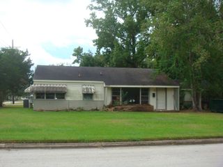 512 S Main Street, Dayton, TX 77535