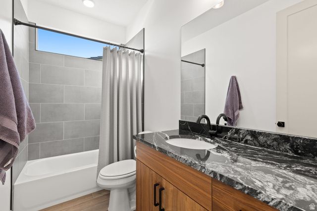 1493 N HORIZON PKWY, Washington, UT 84780