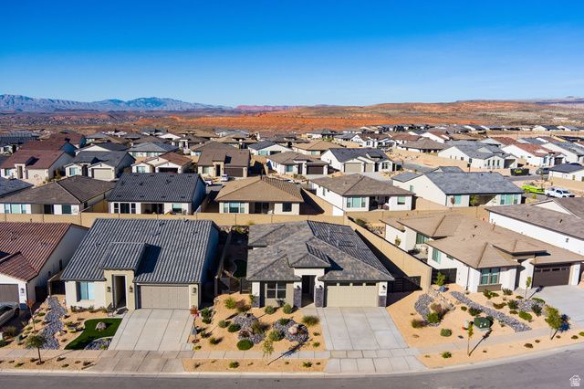 1493 N HORIZON PKWY, Washington, UT 84780