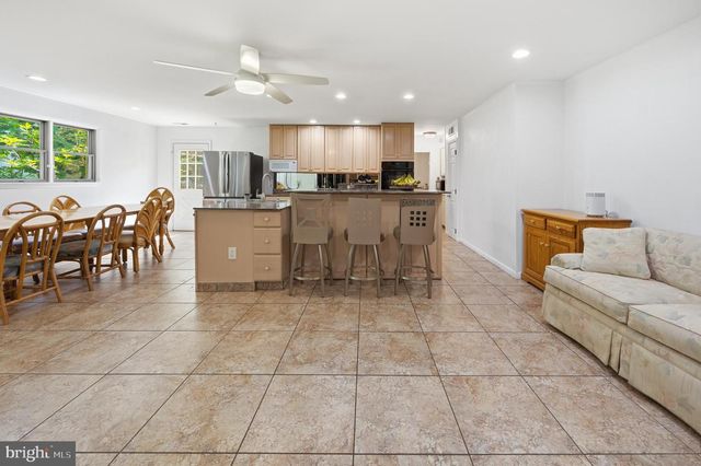 510 GATEWOOD RD, Cherry Hill, NJ 08003