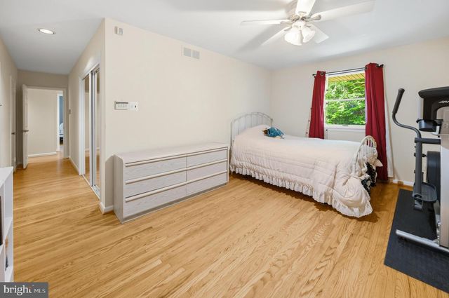 510 GATEWOOD RD, Cherry Hill, NJ 08003