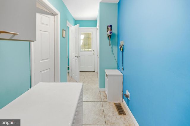 510 GATEWOOD RD, Cherry Hill, NJ 08003
