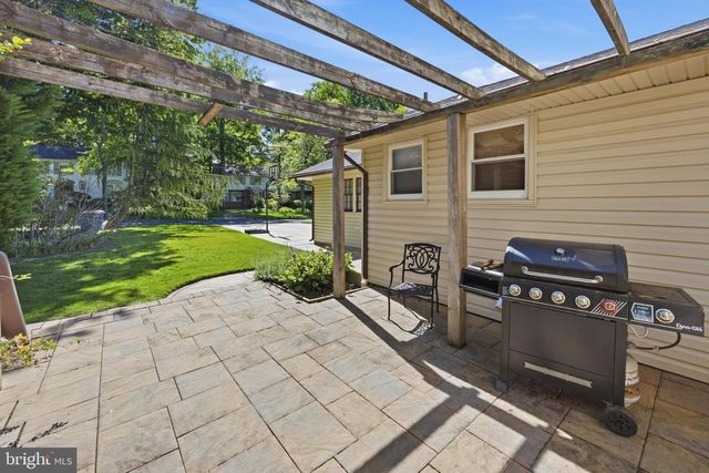 510 GATEWOOD RD, Cherry Hill, NJ 08003