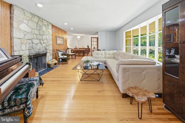 510 GATEWOOD RD, Cherry Hill, NJ 08003