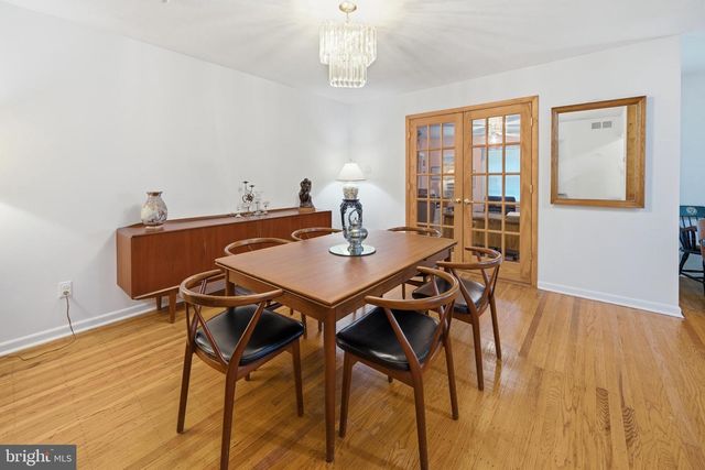 510 GATEWOOD RD, Cherry Hill, NJ 08003