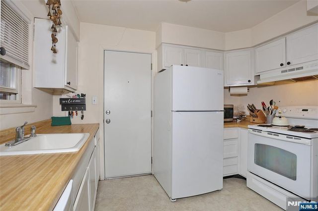 16D Rolling Ridge Road 16D, Montvale, NJ 07645