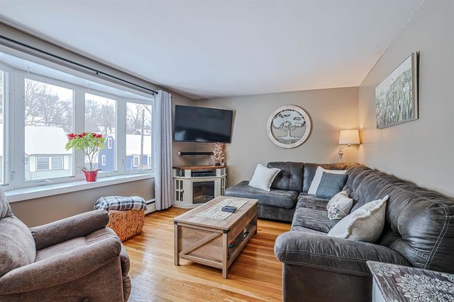 29 Salem Street, Manchester, NH 03102