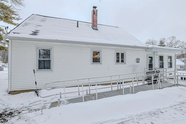 29 Salem Street, Manchester, NH 03102