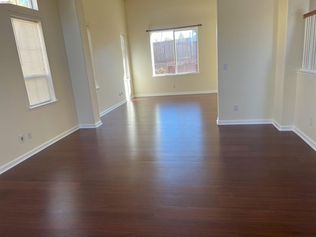 2469 Sparrow Ct, Antioch, CA 94531