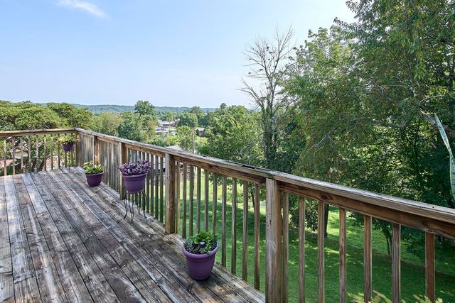 51 Cambridge Drive, Culloden, WV 25510