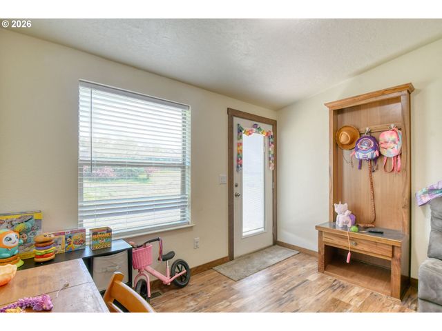 2221 Nw FURNISH Ave, Pendleton, OR 97801