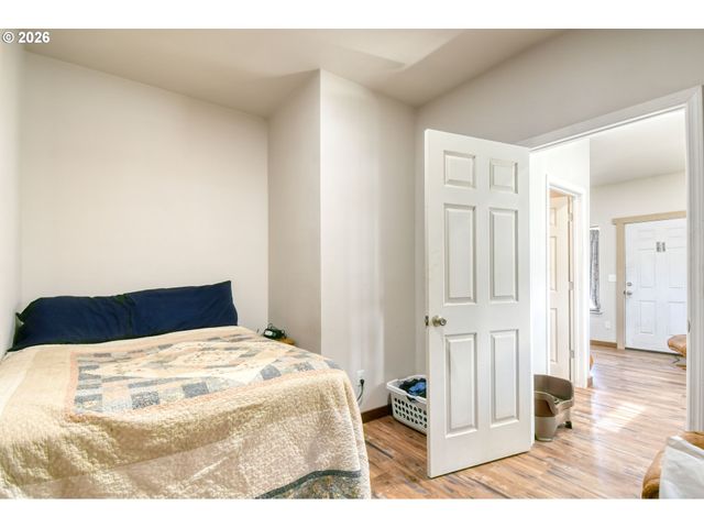 2221 Nw FURNISH Ave, Pendleton, OR 97801
