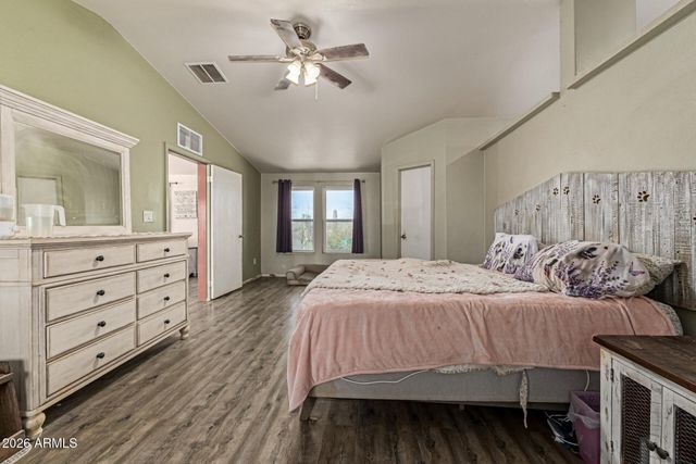 25206 W ROCKAWAY HILLS Drive, Morristown, AZ 85342