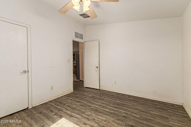 25206 W ROCKAWAY HILLS Drive, Morristown, AZ 85342