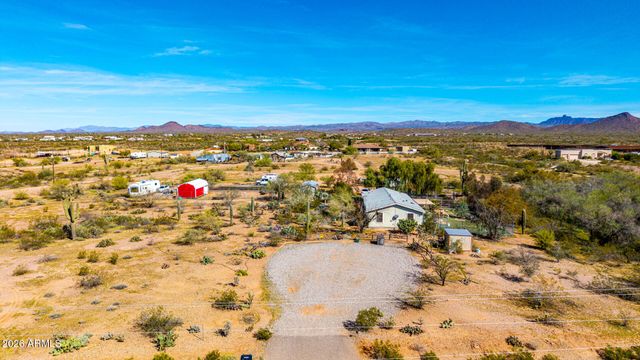25206 W ROCKAWAY HILLS Drive, Morristown, AZ 85342