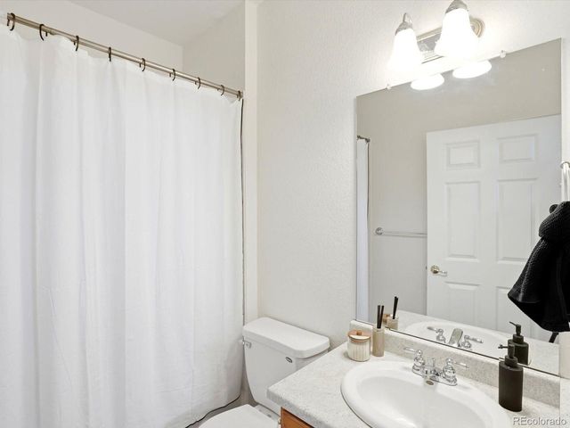 3000 E 112th Ave 64, Northglenn, CO 80233