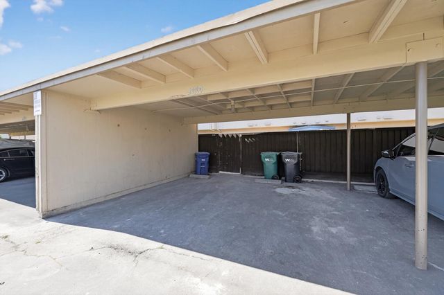 27799 Del Norte Court, Hayward, CA 94545