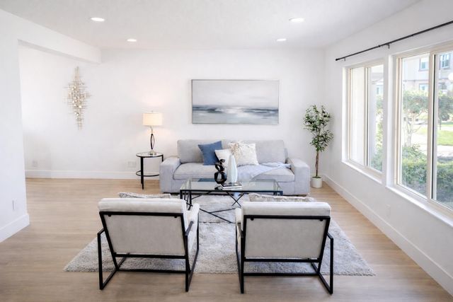 27799 Del Norte Court, Hayward, CA 94545