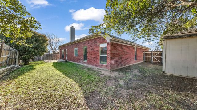 5825 Imes Lane, Fort Worth, TX 76179