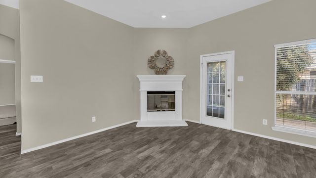 5825 Imes Lane, Fort Worth, TX 76179