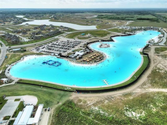 13409 Silver Egret Lane, Texas City, TX 77568