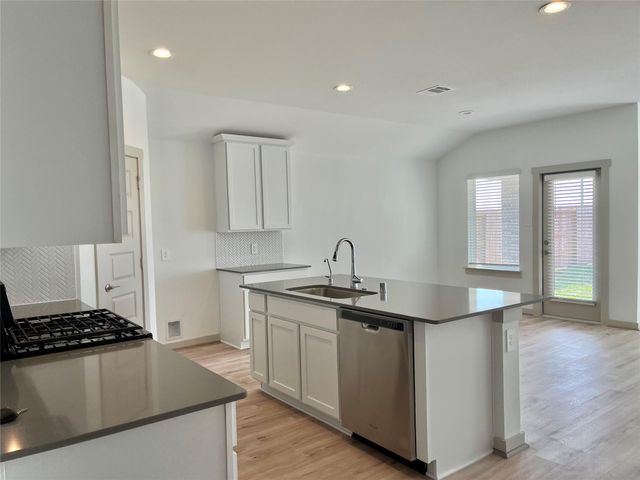 13409 Silver Egret Lane, Texas City, TX 77568