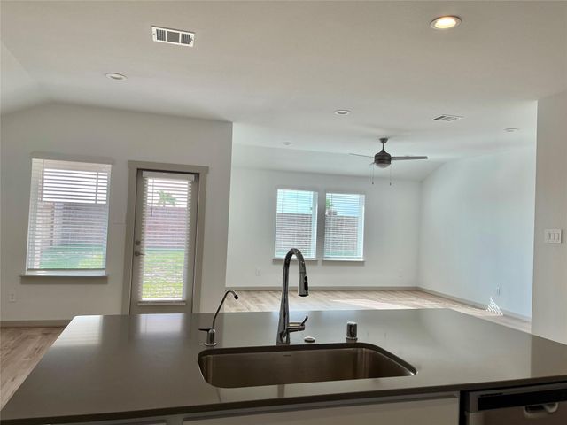 13409 Silver Egret Lane, Texas City, TX 77568