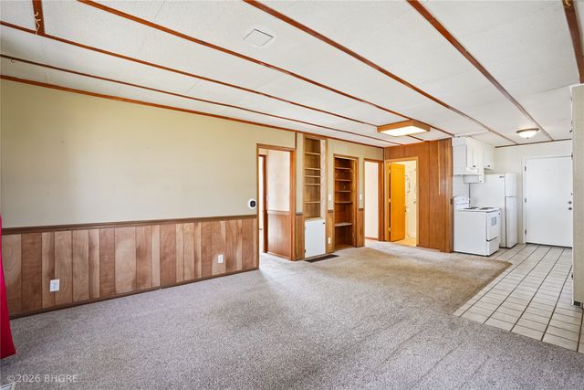 407 N 14th Avenue, Marshalltown, IA 50158