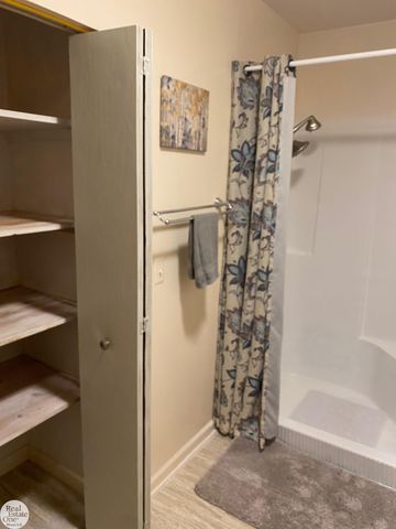 486 N Belle River Avenue, Marine City, MI 48039