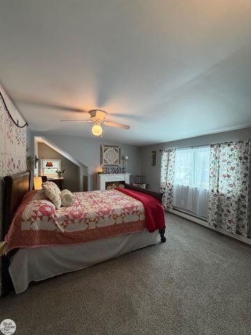 486 N Belle River Avenue, Marine City, MI 48039