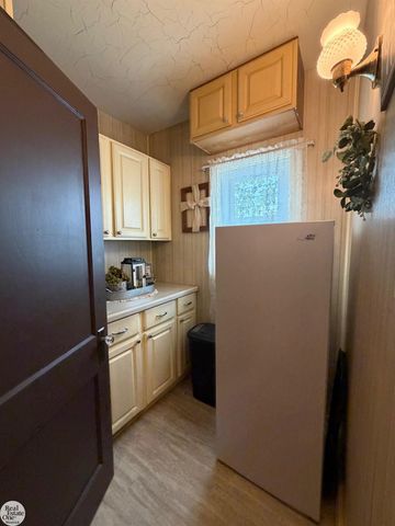 486 N Belle River Avenue, Marine City, MI 48039