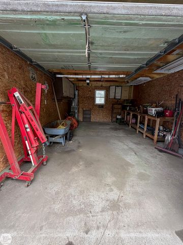 486 N Belle River Avenue, Marine City, MI 48039