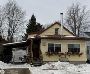 486 N Belle River Avenue, Marine City, MI 48039