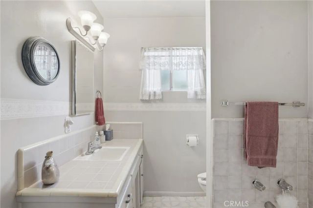 405 W Alvin Avenue, Santa Maria, CA 93458