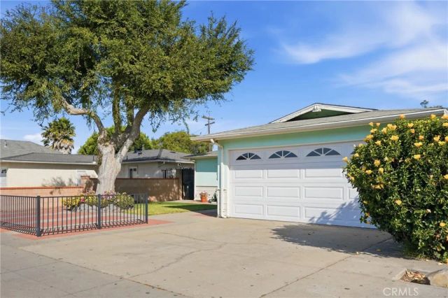 405 W Alvin Avenue, Santa Maria, CA 93458