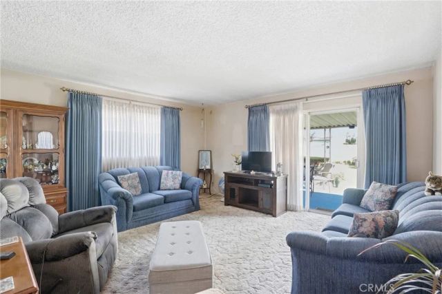 405 W Alvin Avenue, Santa Maria, CA 93458