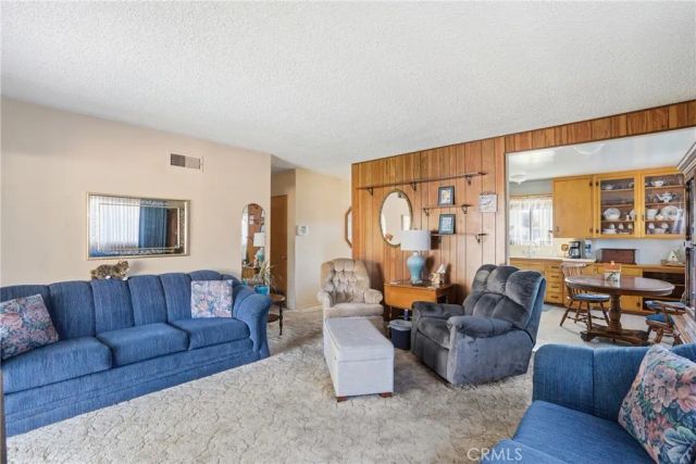 405 W Alvin Avenue, Santa Maria, CA 93458