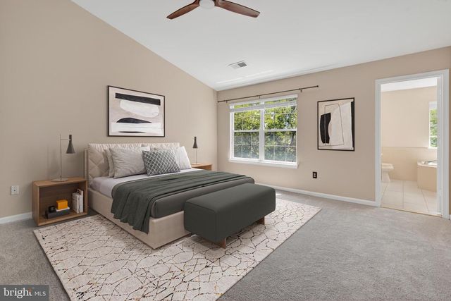 5169 BALLYCASTLE CIR, Alexandria, VA 22315