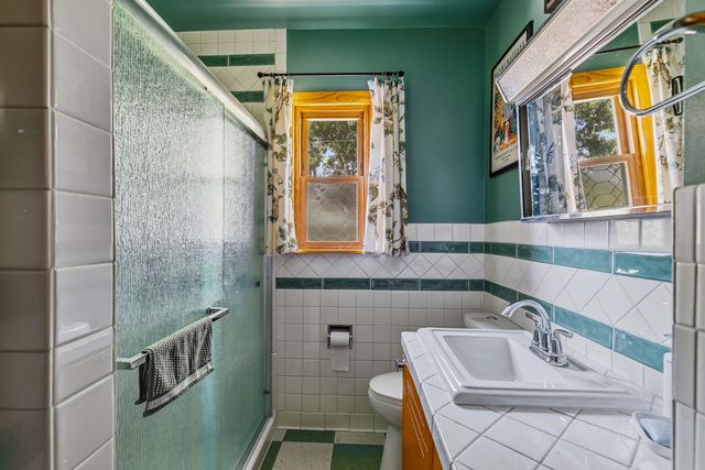 3224 W 17th Street, Davenport, IA 52804